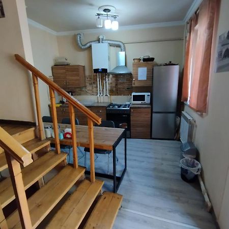 Wooden_Room_Hostel エレバン エクステリア 写真
