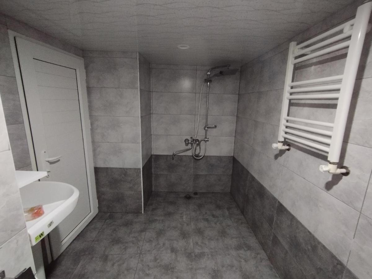Wooden_Room_Hostel エレバン エクステリア 写真